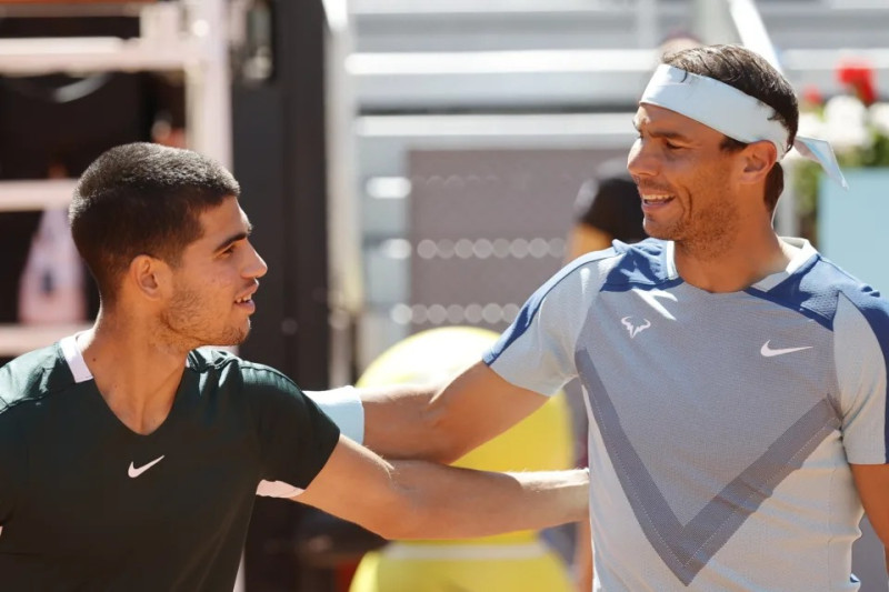Carlos Alcaraz y Rafael Nadal disputarán un partido de exhibición.