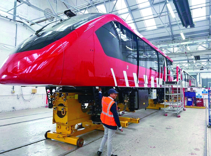 El tren de la ciudad de Santiago está actualmente en construcción para agilizar el tránsito.