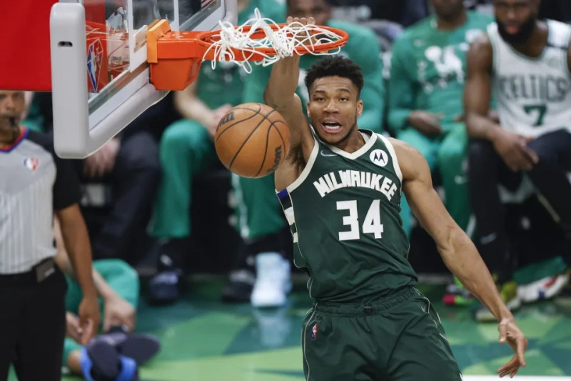 Giannis Antetokounmpo fue electo como el jugador de la semana de la Conferencia del Este.