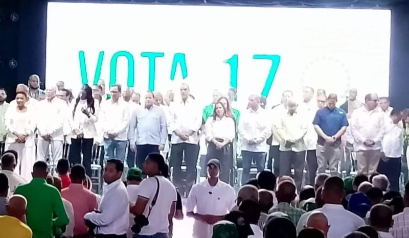 El presidente Luis Abinader es proclamado candidato presidencial del Partido Liberal Reformista en Higüey