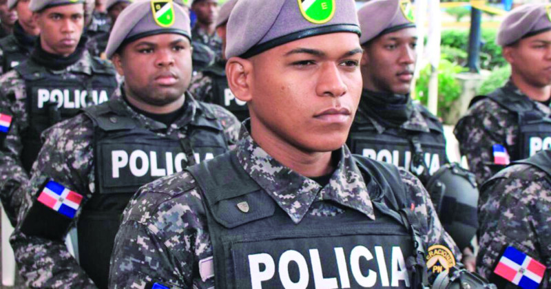 La reforma policial no es percibida por la población, que se siente cada día más insegura.