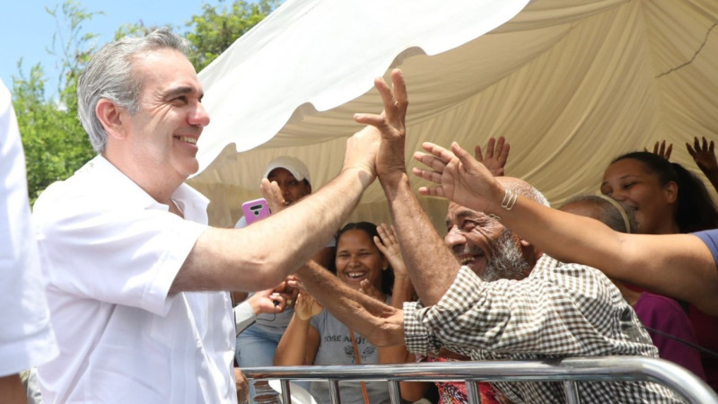 Abinader lo está haciendo todo para ganar el Distrito Nacional y muchas de las principales provincias y así dominar el Senado en el próximo cuatrienio.