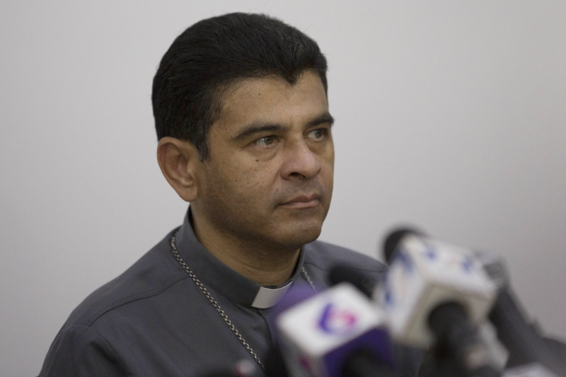 Rolando Álvarez, obispo de Matagalpa, en un diálogo nacional entre el gobierno y miembros de la sociedad civil, en Managua, Nicaragua, el 3 de mayo de 2021.