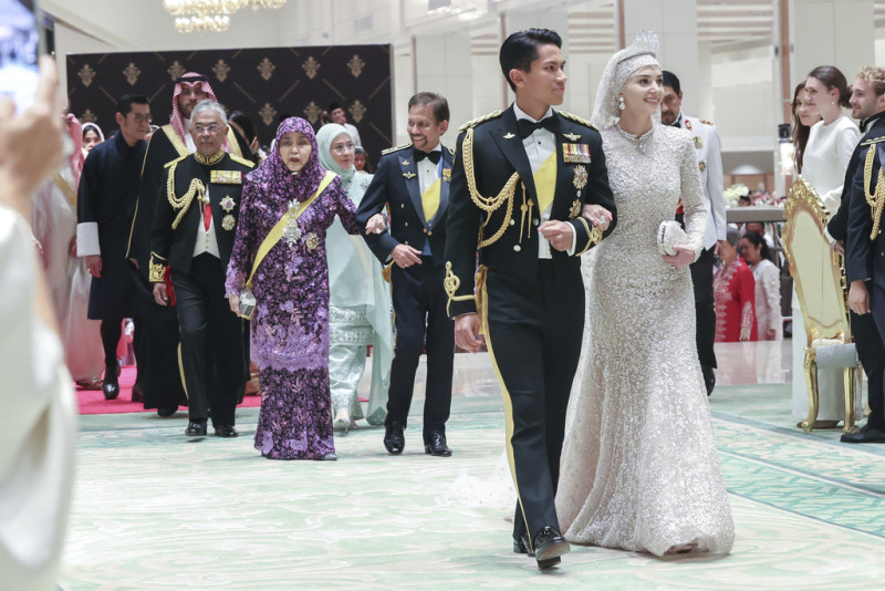 príncipe Abdul Mateen de Brunei y Anisha Rosnah