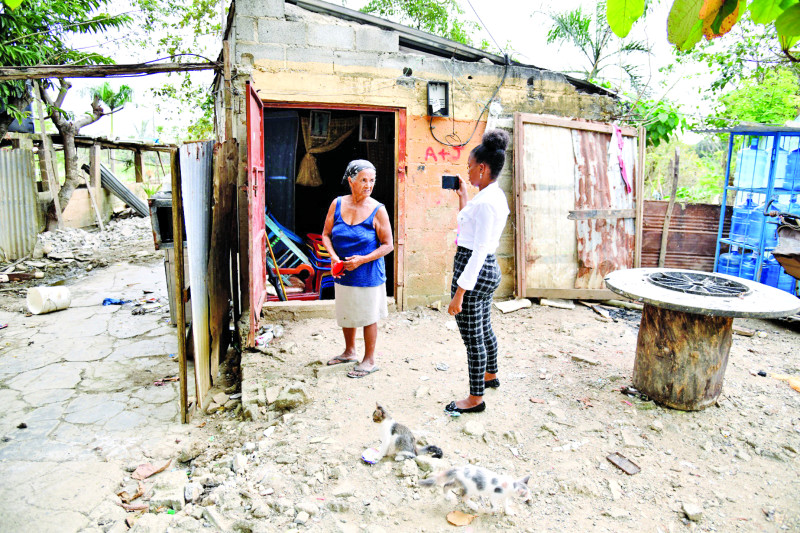 Familias residentes en el sector Brisas del Este, de Sabana Perdida, cuentan sus sufrimientos a dos meses hoy de los embates de los aguaceros del 18 de noviembre de 2023.