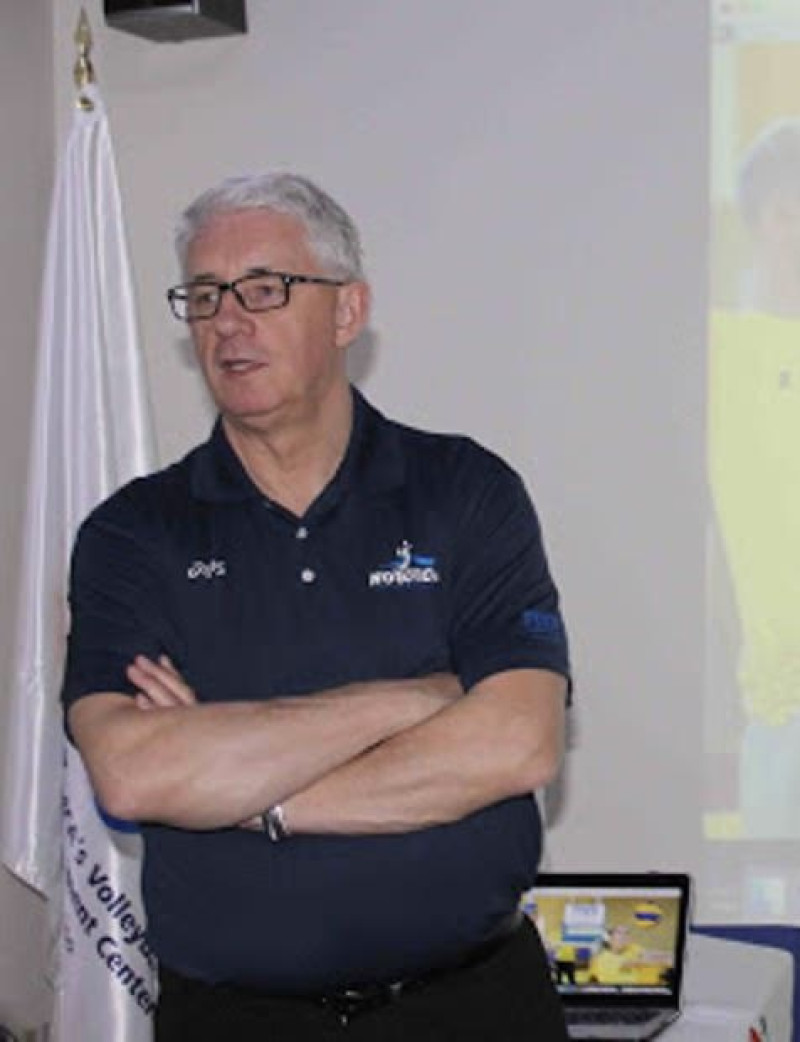 Doctor César Trabanco, presidente de la Federación Puertorriqueña de Voleibol.