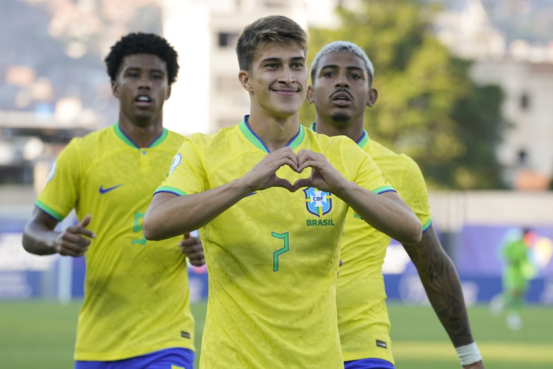 Brasil en la victoria 2-1 ante Ecuador en el Preolímpico
