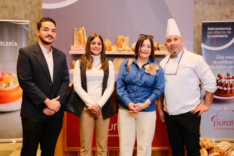 Jordy Hernández, Marlene Andújar, Ana María Borrero y Carlos Núñez.