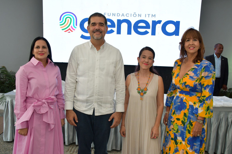 Deyanira Pappaterra, Erick Dorrejo, Carmen González y María del Carmen Vargas.