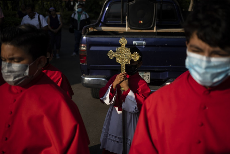 Una procesión católica en la Catedral Metropolitana de Managua, Nicaragua, el 17 de marzo de 2023.