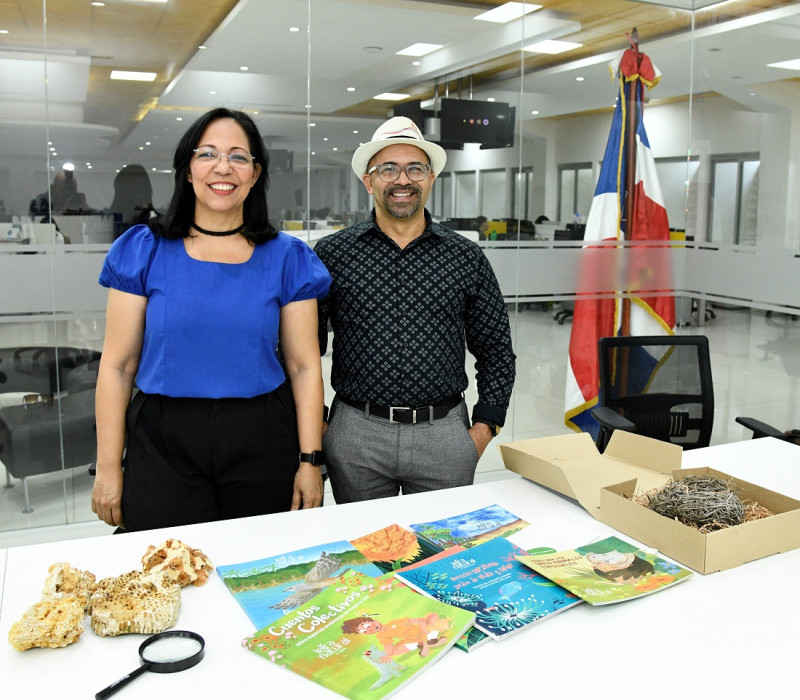 Tomiko Castro y Nelson Liriano, de la fundación Propagás, disfrutan de elaborar cada año innovadoras propuestas para el proyecto Letra Natural.