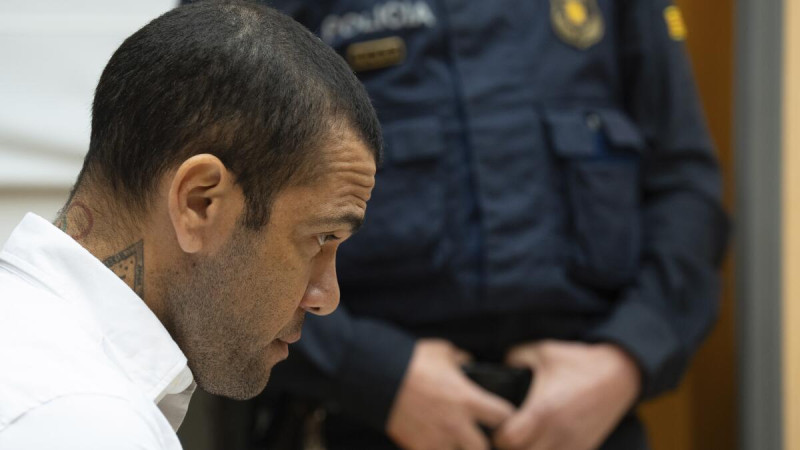 Dani Alves durante un juicio en Barcelona, España, el 5 de febrero de 2024.