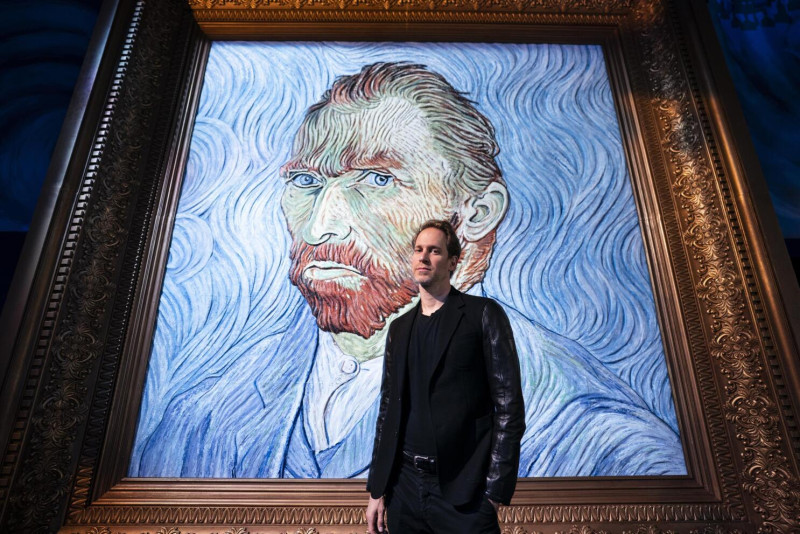 El empresario César Suárez Pizano anunció que la exposición inmersiva de Vincent van Gogh llegará a República Dominicana este año.