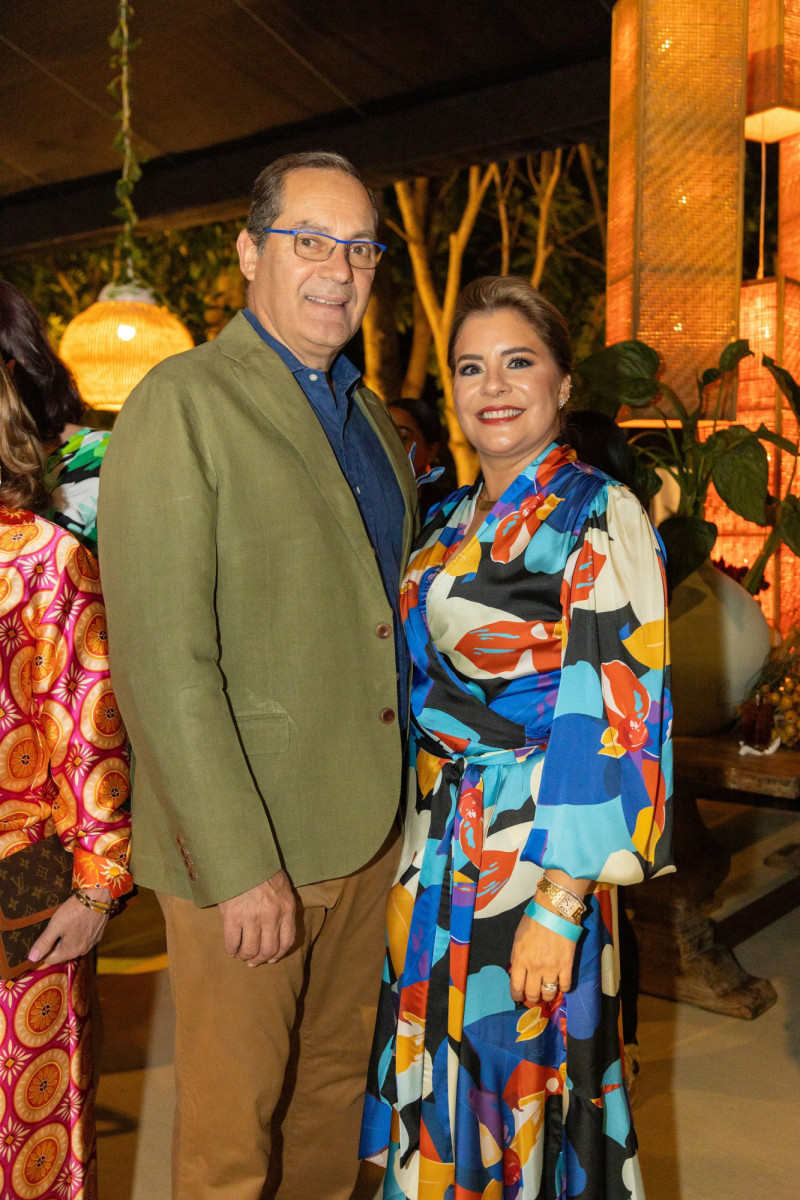 Guillermo León y Michelle de León.