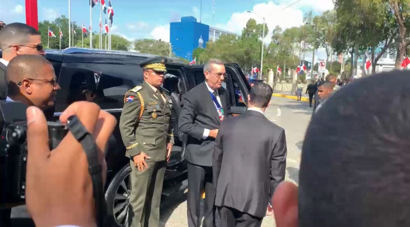 El presidente Luis Abinader, llega a Congreso Nacional para rendición de cuentas de su último año de gobierno.