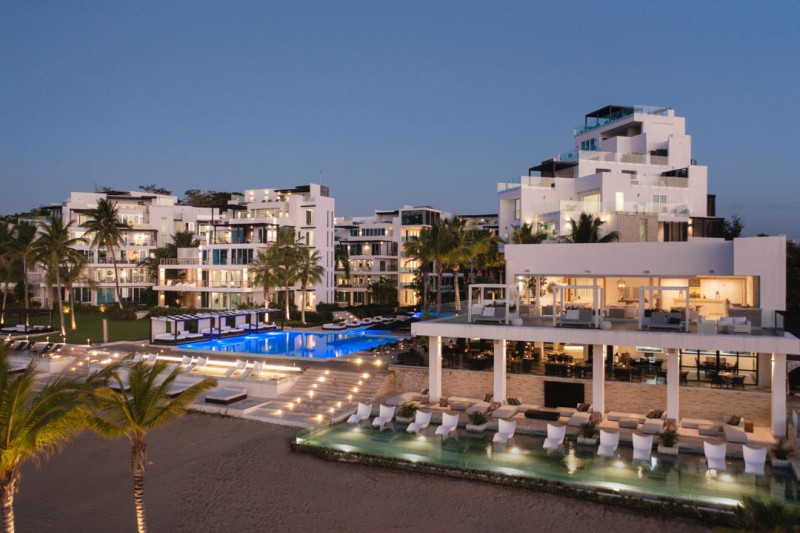 Vista del hotel The Ocean Club, a Luxury Colection Resort, Costa Norte.
