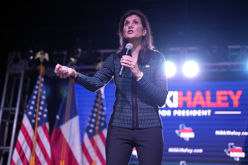 La candidata presidencial republicana, Nikki Haley, habla en un evento de campaña en Spring, Texas, el lunes 4 de marzo de 2024.