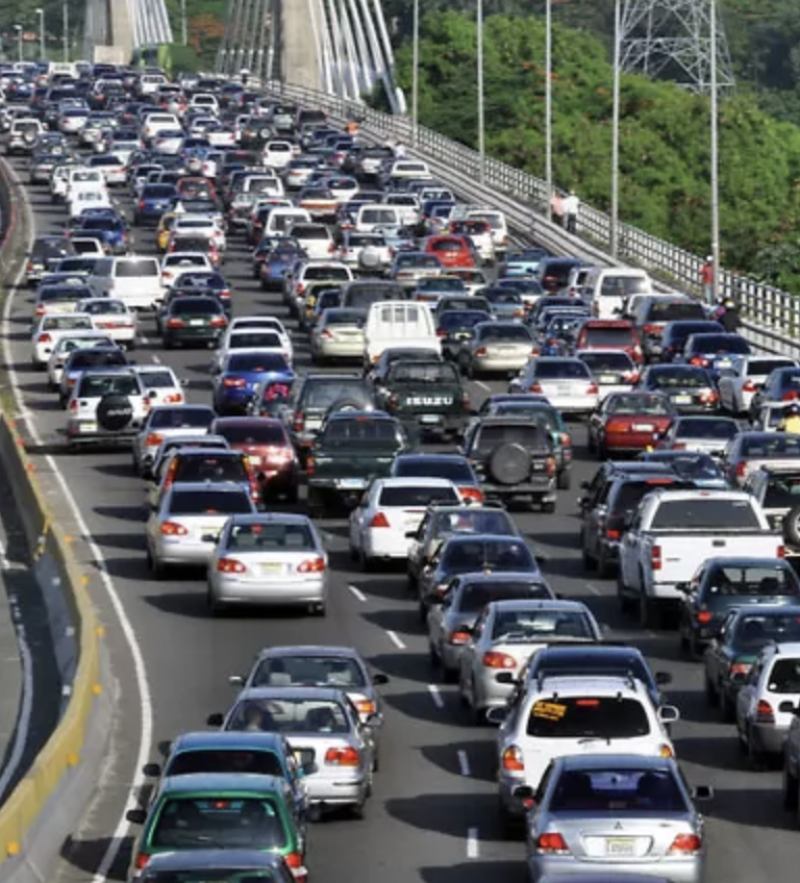 El congestionamiento que afecta a las principales ciudades del país, sobre todo al Distrito Nacional