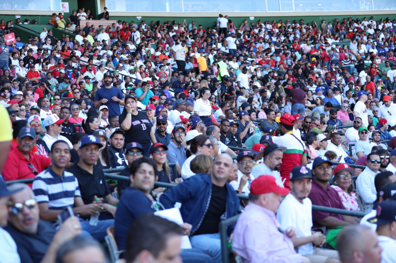 La serie fue bien respaldada por los fanáticos dominicanos.