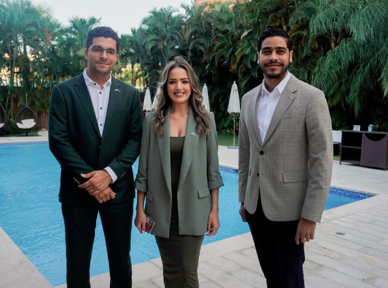 Eddy Veras, Jeimi Ross y Jumichael González.