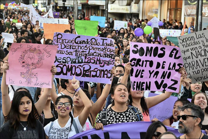 Feministas protestan en México