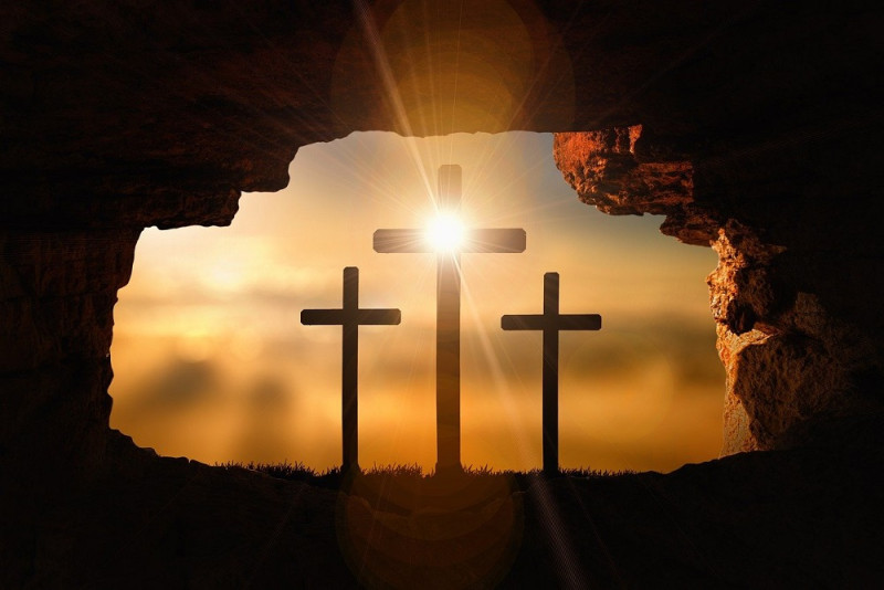 La resurrección de Cristo es un acontecimiento trascendente. Esta resurrección transciende al mismo acontecimiento.
