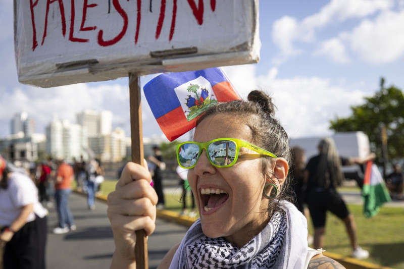 Protesta contra la visita de la vicepresidenta estadounidense Kamala Harris a Puerto Rico, en San Juan, Puerto Rico, el viernes 22 de marzo de 2024.