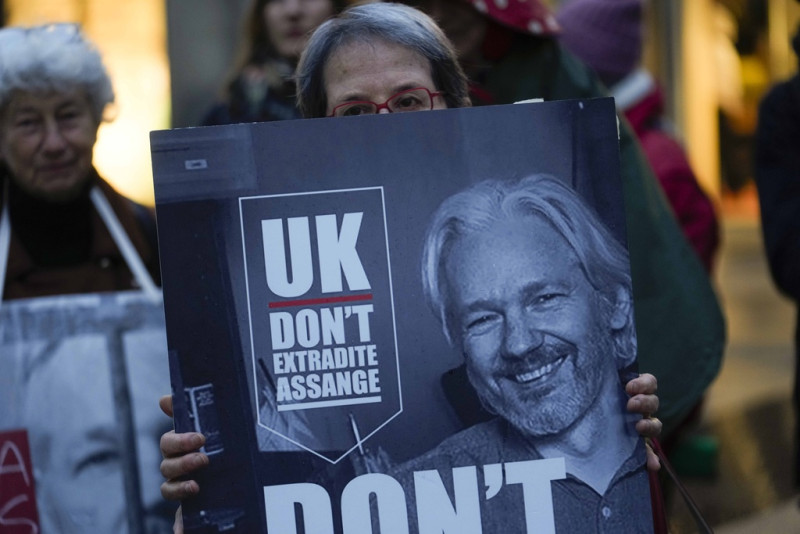 Partidarios de Assange