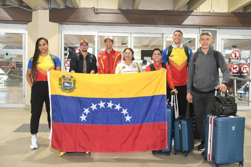 Integrantes de la delegación de Venezuela que competirá en el certamen.