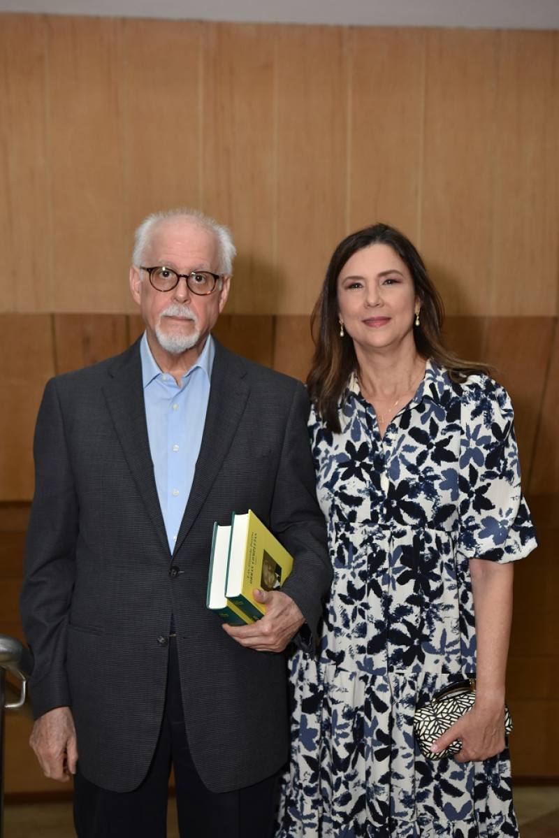 Eugenio Garrido Saviñón y Helen Broberg de Garrido.