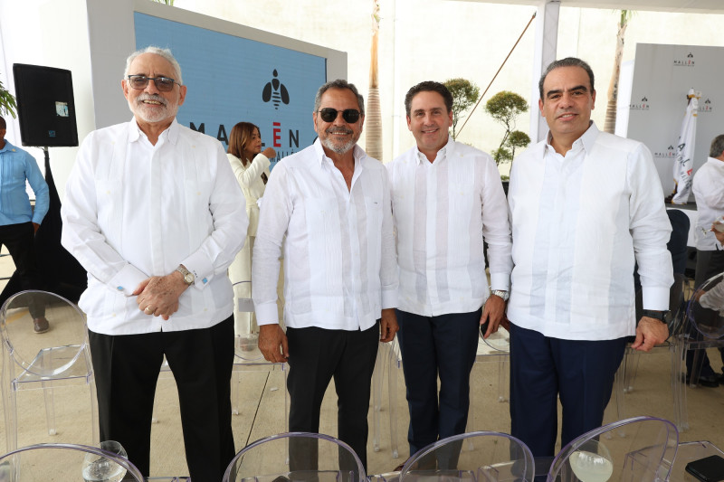 Vitelio Mejía, Junior Noboa, Wilfredo Baquero y Elias Pablo.