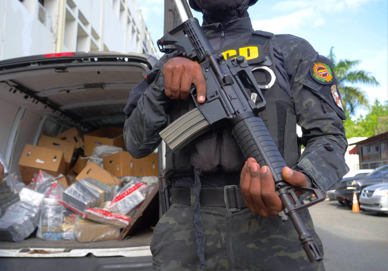 Frustran envío de 180 paquetes de presumible cocaína a España camuflados en carga de frutas