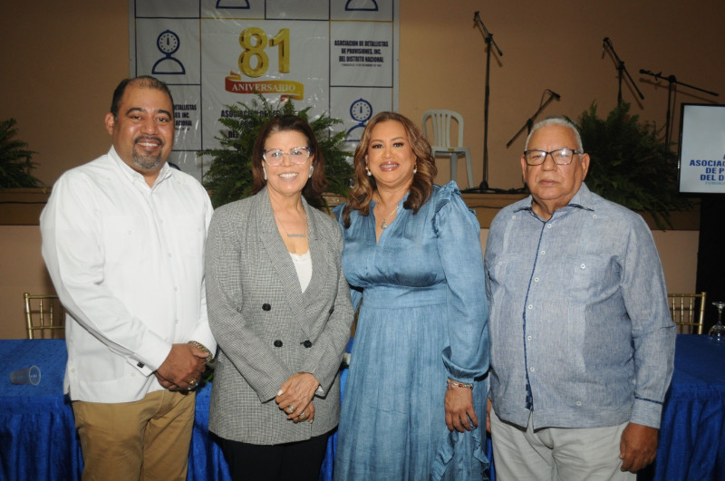 Iván Bautista, Olga Payero, Cesarina Delgado y Emilio Hernández..jpg