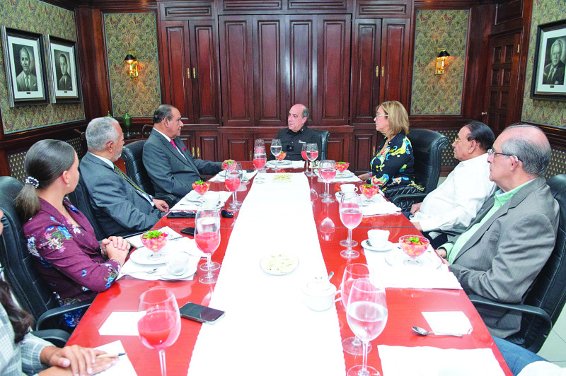 Roque Espaillat participó en el Desayuno del LISTÍN DIARIO "De cara a los electores".