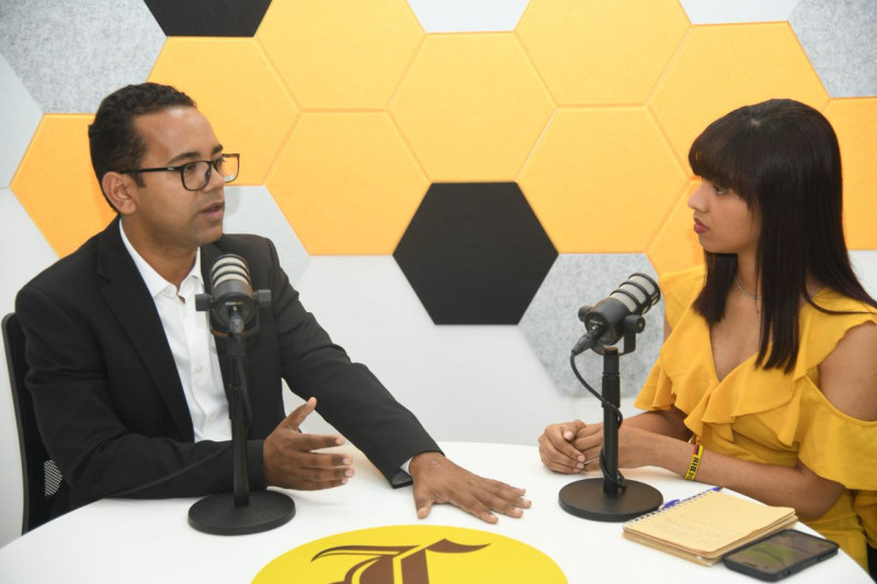 Jhonatan Liriano conversa sobre sus propuestas legislativas en una entrevista a Listín Diario.