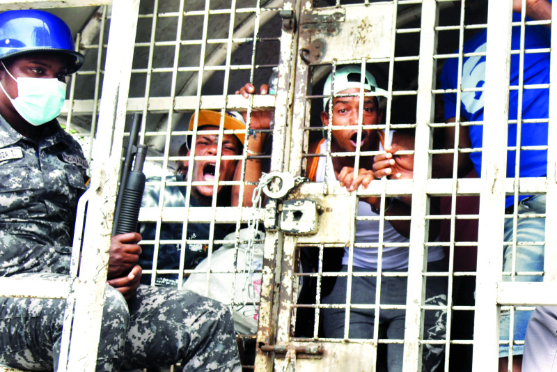 Más de 1,800 presos fueron enviados a cárceles tan lejanas como Higüey, Elías Piña y Santiago Rodríguez.