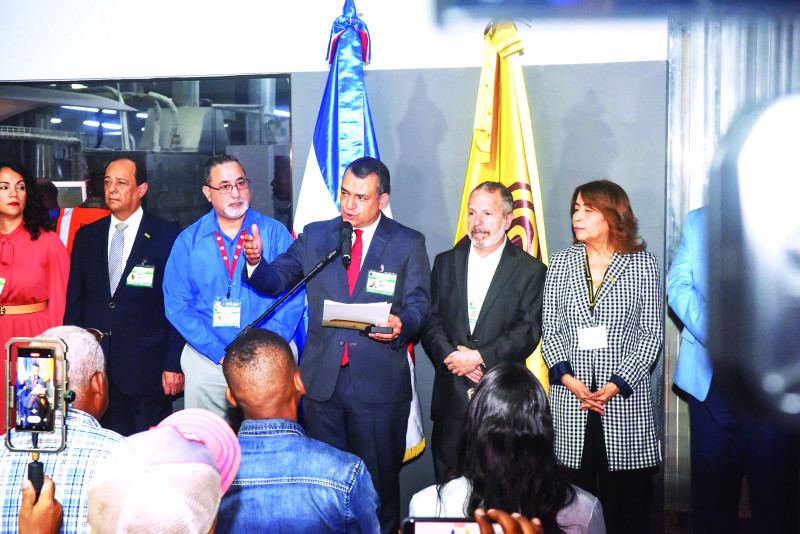 El presidente de la JCE, Román Jáquez, encabezó el acto de observación de la impresión de las boletas para las elecciones presidenciales y legislativas de mayo.