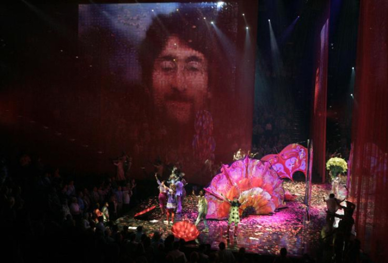 La obra de teatro "Love" en Las Vegas fue creada en el 2006 por Cirque du Soleil y Apple Corps, la compañía productora de los Beatles.