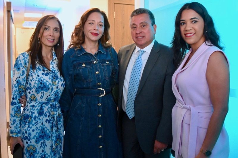 Andrea Rodriguez, Liza Ortega, Juan Carlos Basto y Luisa García