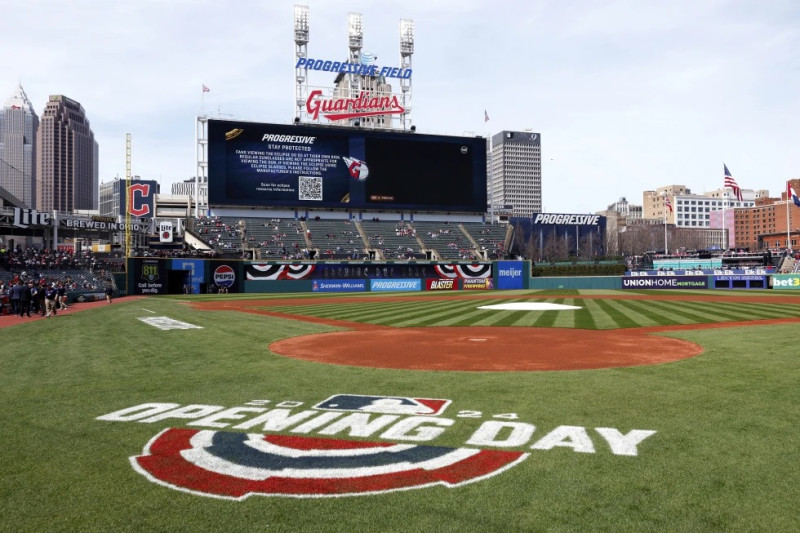 El estadio Progressive Field no pudo albergar el primer partido de la serie entre Yankees y Guardianes, que fue aplazado por lluvia.