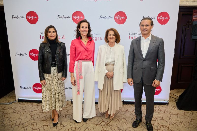 Carmen Matutes, Ana Muñoz de Dios, Ana Botella y Juan Tomás Diaz.