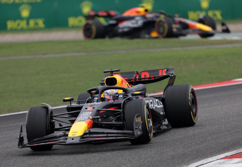 Max Verstappen saldrá primero en la competencia del Gran Premio de Fórmula Uno en China.