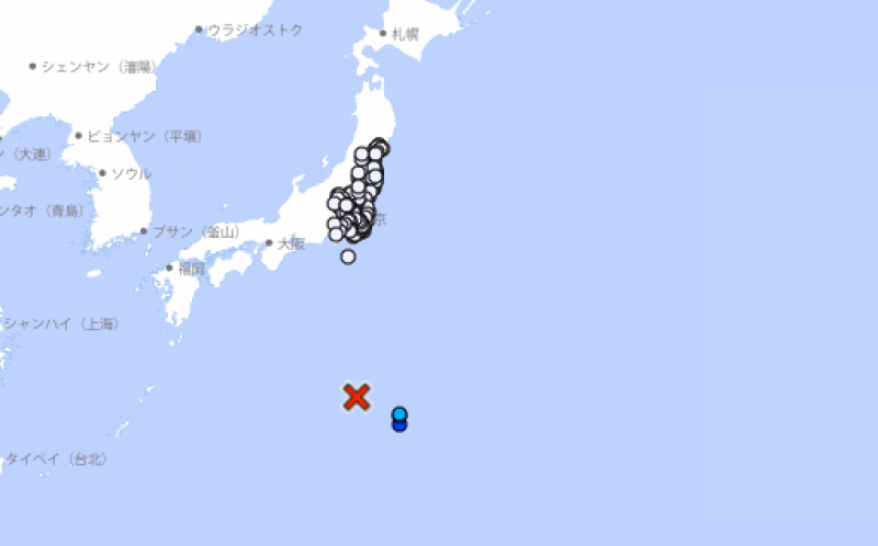 El sismo tuvo lugar a las 17:35 hora local de este sábado(8:35 GMT) y tuvo su epicentro a 540 kilómetros de profundidad frente a la costa de el archipiélago de Osagawara, al sur de la capital japonesa.