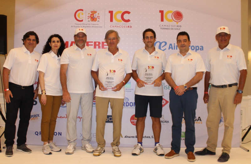 Manuel Carbajo, Marta Ors, Julio García, los grandes campeones Antonio Pérez y Ricardo González, Andrés Mejía y Antonio Ramis.