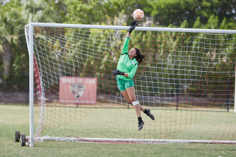 Parte del módulo de trabajo para jugadoras U15 y U17 en Miami.