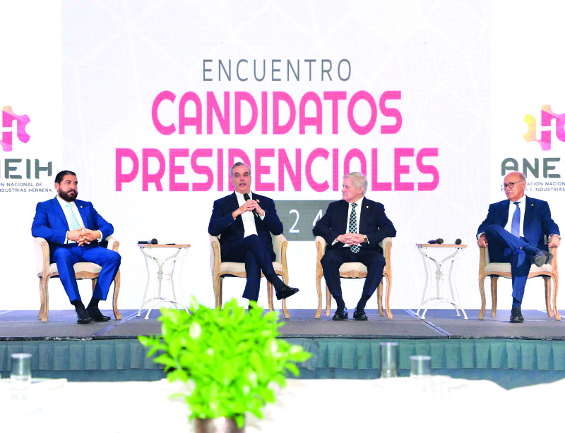 Presidente Luis Abinader expuso ayer en la Asociación de Industriales de Herrera.
