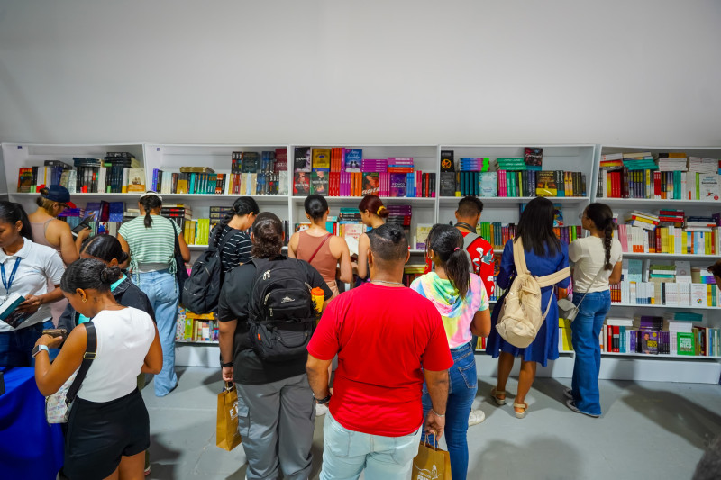 Fotografía muestra la Feria Internacional del Libro celebrada en el año 2023.