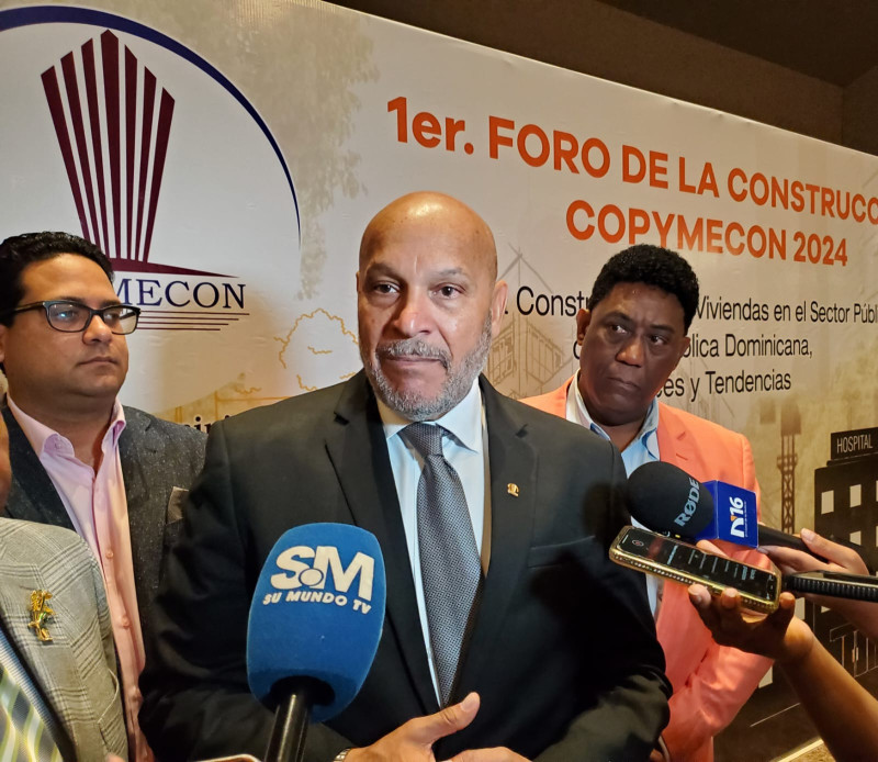 El presidente de la Confederación Dominicana de Micro, Pequeñas y Medianas Empresas de Construcción (Copymecon), Eliseo Christopher.