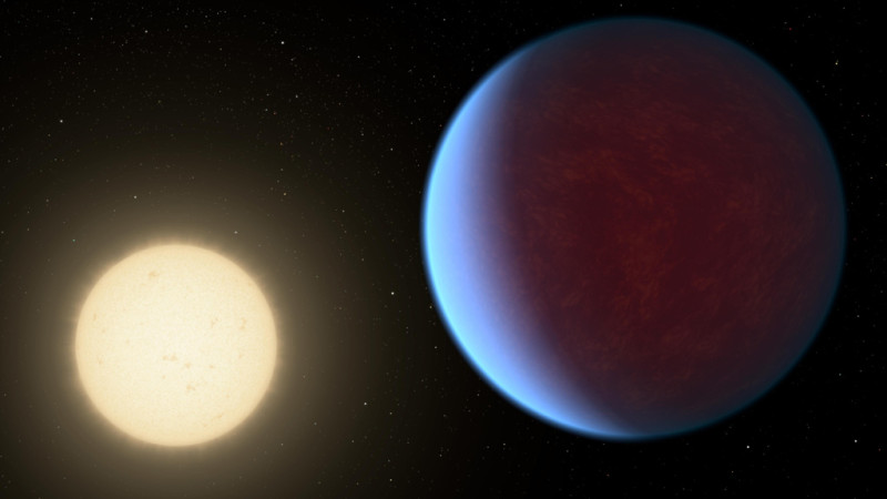 En esta ilustración, proporcionada por la NASA en 2017, se muestra el planeta 55 Cancri e, derecha, orbitando su estrella