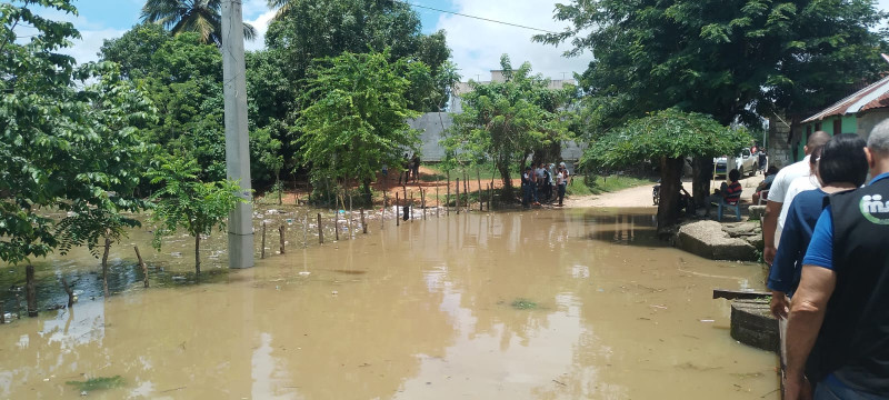 Rios desbordados tras las lluvias registradas en el Bajo Yuna, municipio Villa Riva.